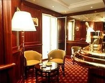 Mercure Gare Du Nord 4* Parigi
