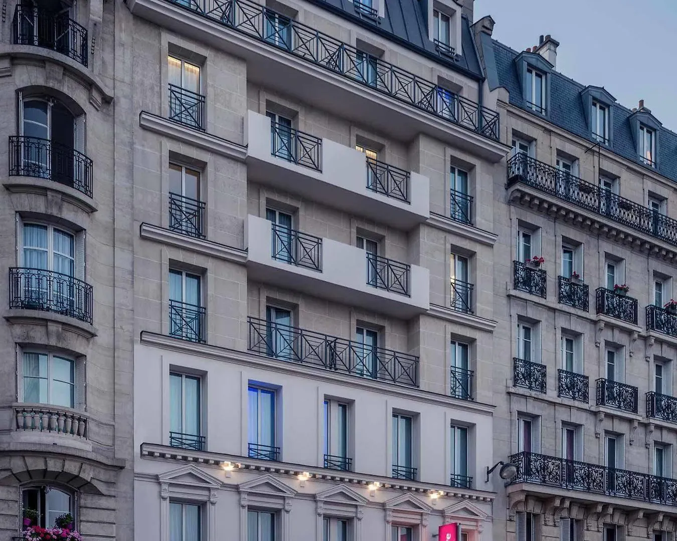 Mercure Gare Du Nord Hotel 4*